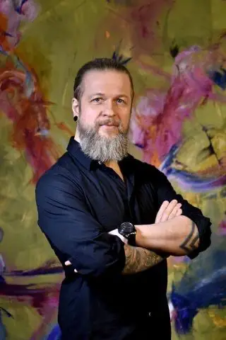 Yancoo-Tattoo-Artist-Janusz